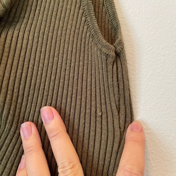 Abercrombie and Fitch olive green ribbed scoop neck midi dress - Picture 7 of 9